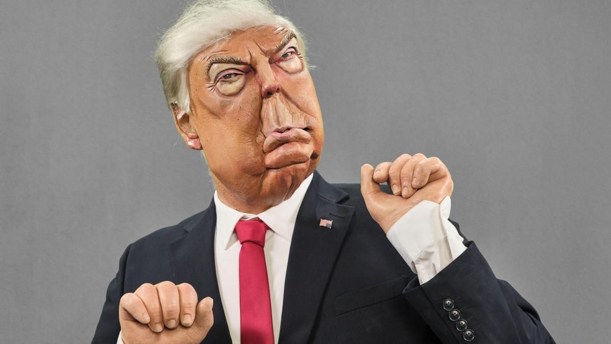 'Spitting Image', la sátira que inspiró a los 'Guiñoles' y que se ríe ahora en Filmin de políticos como Trump o Putin