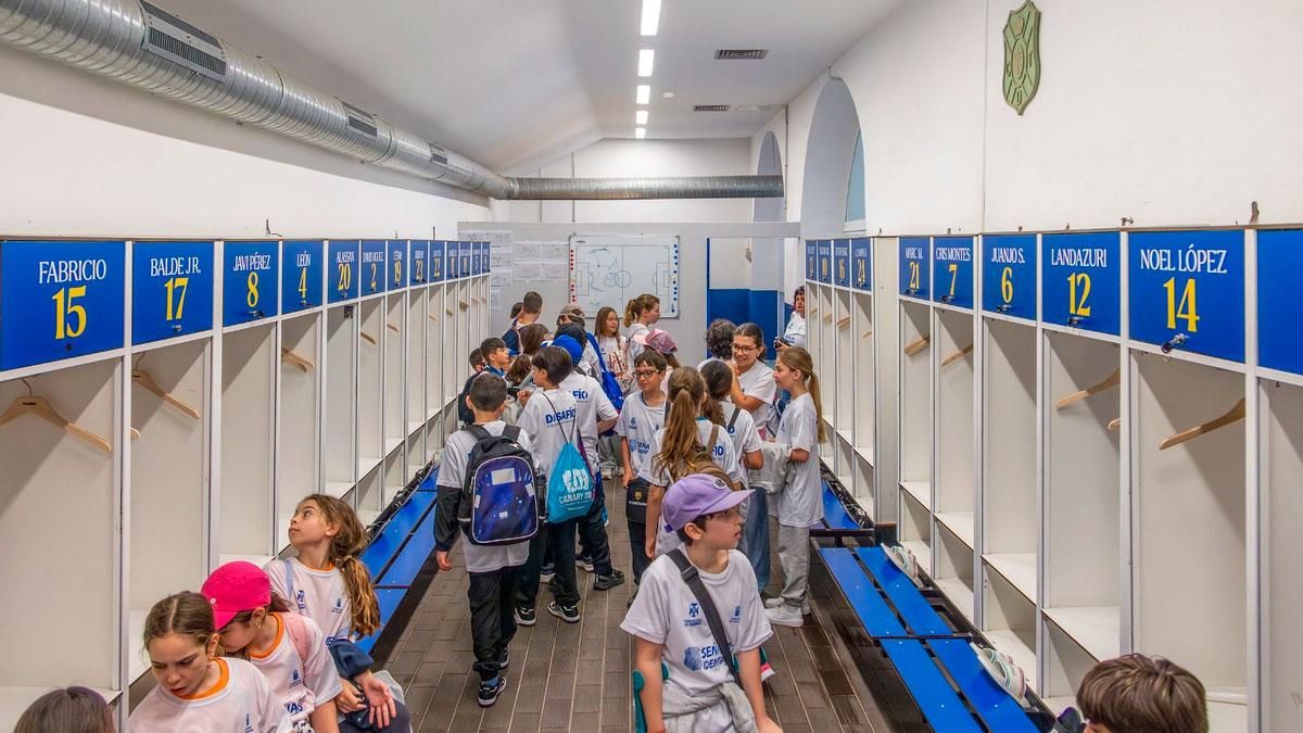 Escolares de La Matanza de Acentejo en el proyecto ‘CD Tenerife: Seña de Identidad’