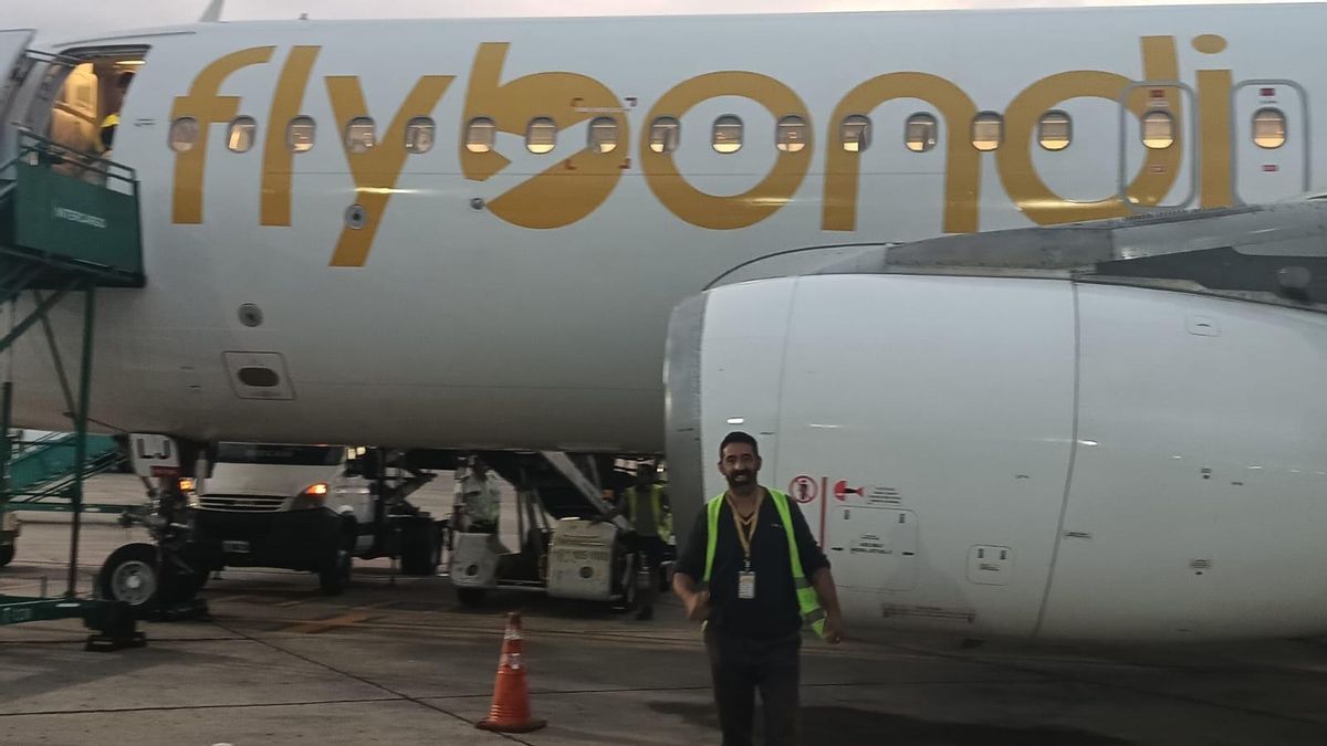 "No me entregan la biopsia de unos nódulos": el drama de los trabajadores de Flybondi sin obra social