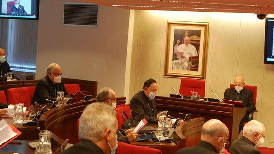 Los obispos tendrán que hacerse una prueba de antígenos antes de entrar en la próxima Plenaria - religiondigital.org