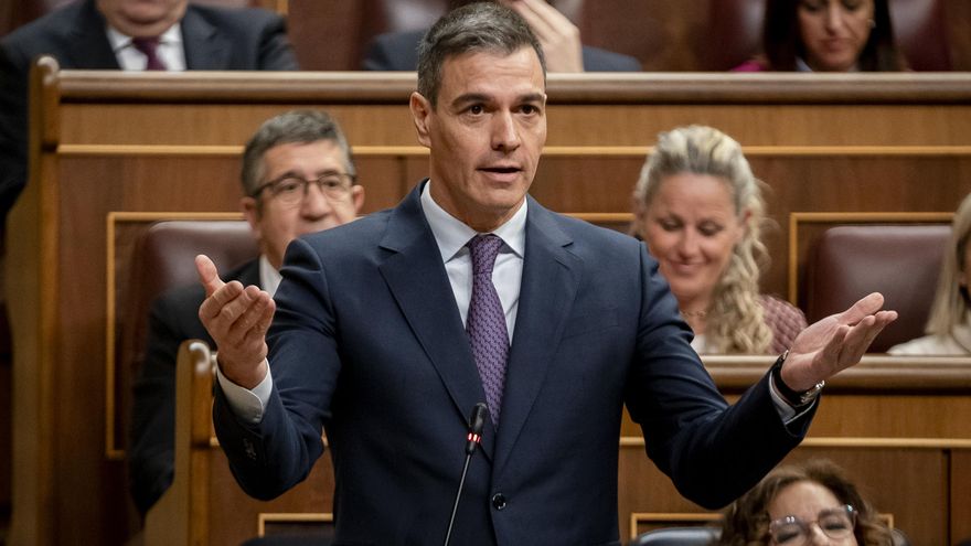 El presidente del Gobierno, Pedro Sánchez, interviene durante la sesión plenaria en el Congreso de los Diputados, a 21 de febrero de 2024, en Madrid (España)