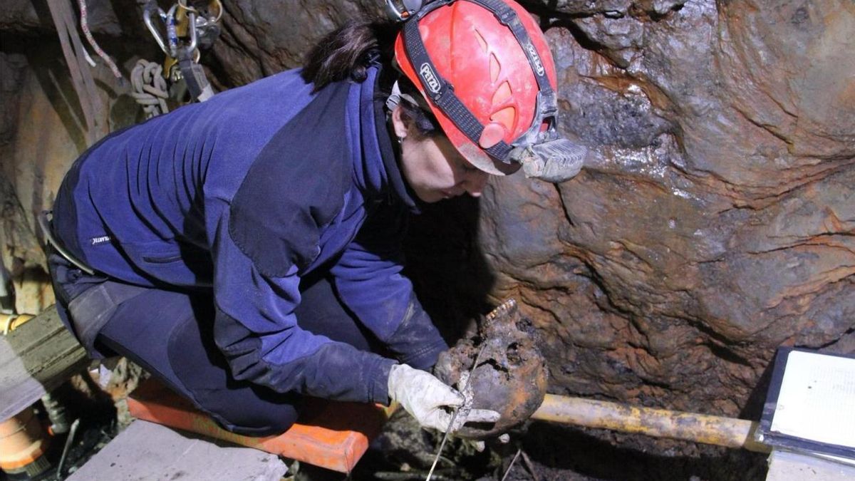 La Diputación de Cáceres licita los trabajos de exhumación en fosas del franquismo en Almoharín y Villamesías
