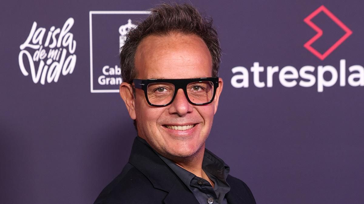 Àngel Llàcer ya tiene tres famosos confirmados para su nuevo programa: así será 'Una fiesta de muerte' en Antena 3