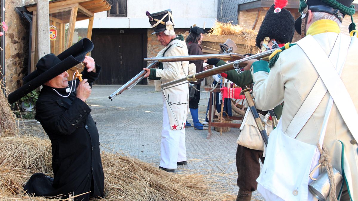 Recreación histórica napoleónica en San Pedro Castañero.