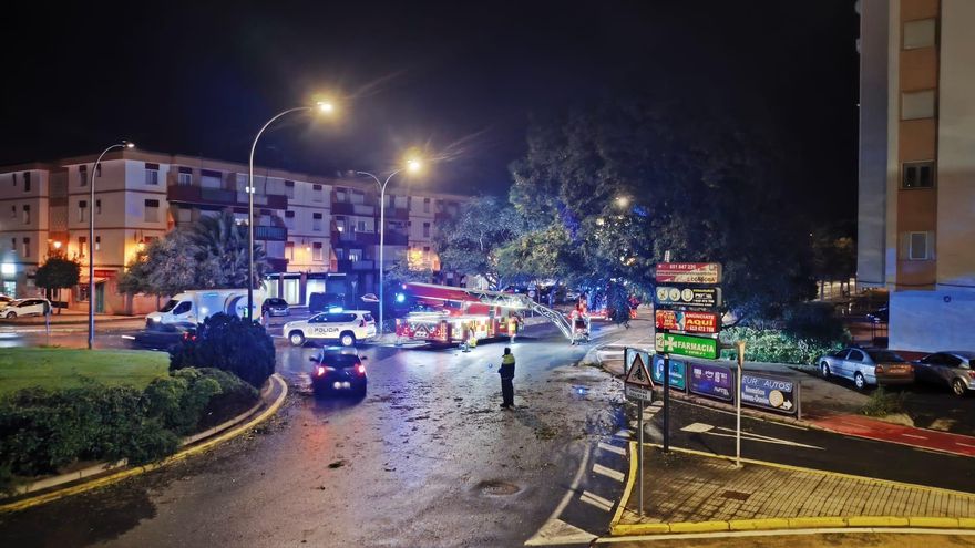 Un herido en Huelva y nieve en Sierra Nevada: la borrasca Claudia supera las 500 incidencias en Andalucía