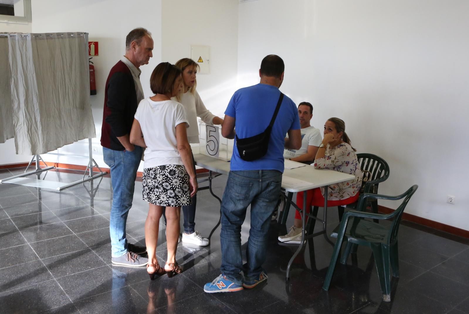 Votación en La Isleta (ALEJANDRO RAMOS)