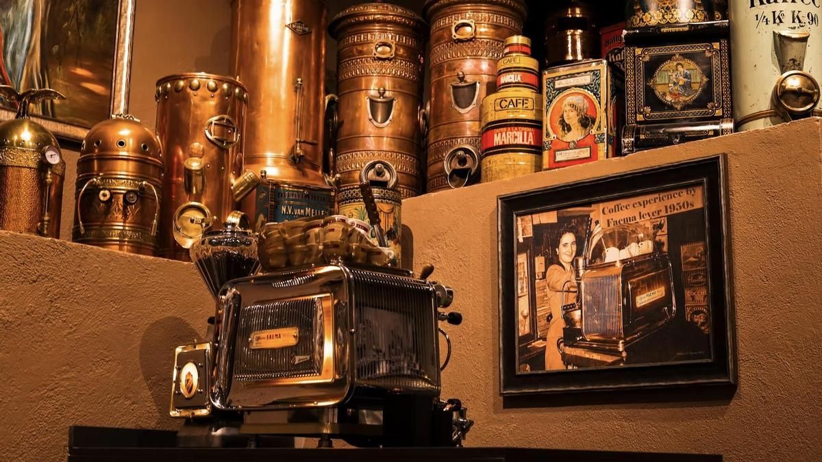 El museo que no te dejará dormir: incluye la cafetera de "Friends", el molinillo más grande del mundo y hasta jabón con olor… a café