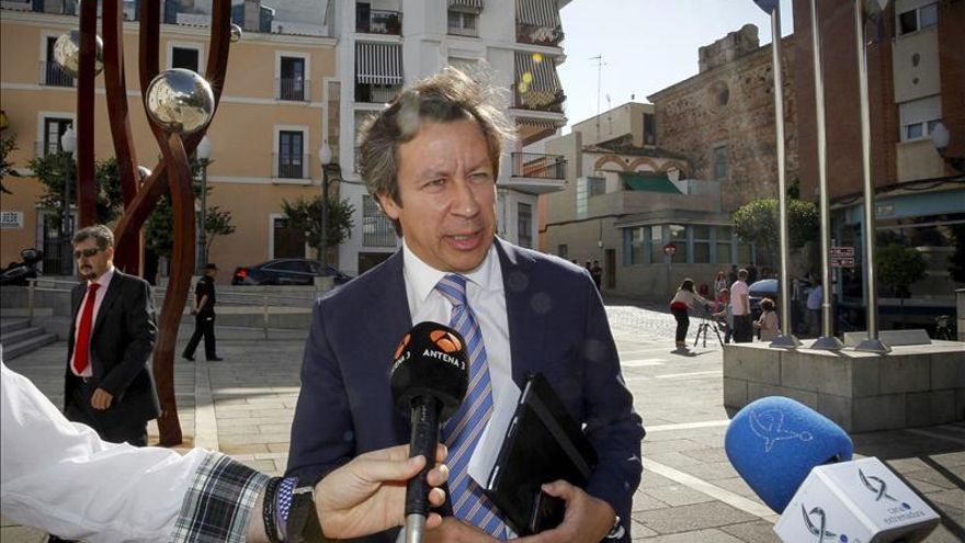 El PP critica la hipocresía de Chaves y Griñán y recuerda que Díaz estaba cerca