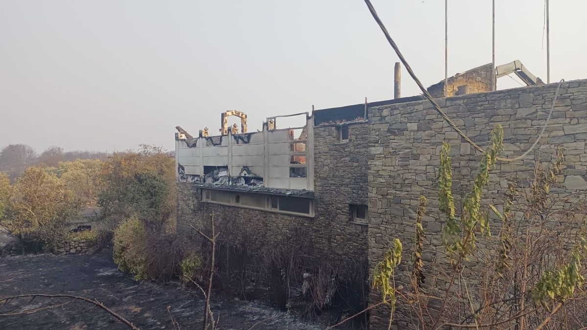 Aula Arqueológica de Las Médulas, totalmente quemada por el incendio de Yeres. / Diputación de León