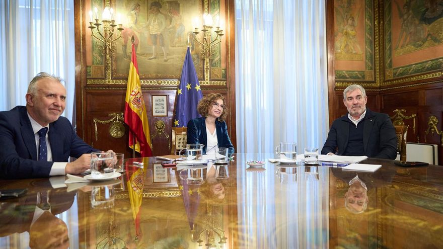 El Estado se da una semana para ofrecer novedades a Canarias sobre la distribución de menores no acompañados