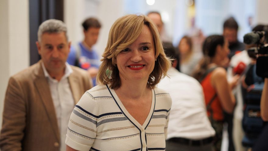 La ministra de Educación, Formación Profesional y Deportes, Pilar Alegría, durante un desayuno informativo de Nueva Economía Fórum, en el Hotel Mandarin Oriental Ritz, a 5 de julio de 2024, en Madrid (España). Nueva Economía Fórum ha organizado el encuent