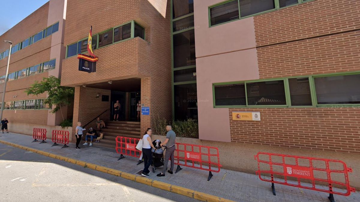 Interior expulsa al policía nacional de Torrent condenado por estafa tras fingir el robo de su moto para cobrar el seguro