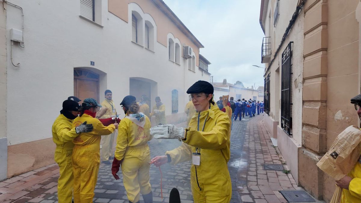 Fiesta de Las Paces, en Villarta de San Juan (Ciudad Real), en la que la pólvora juega un importante papel