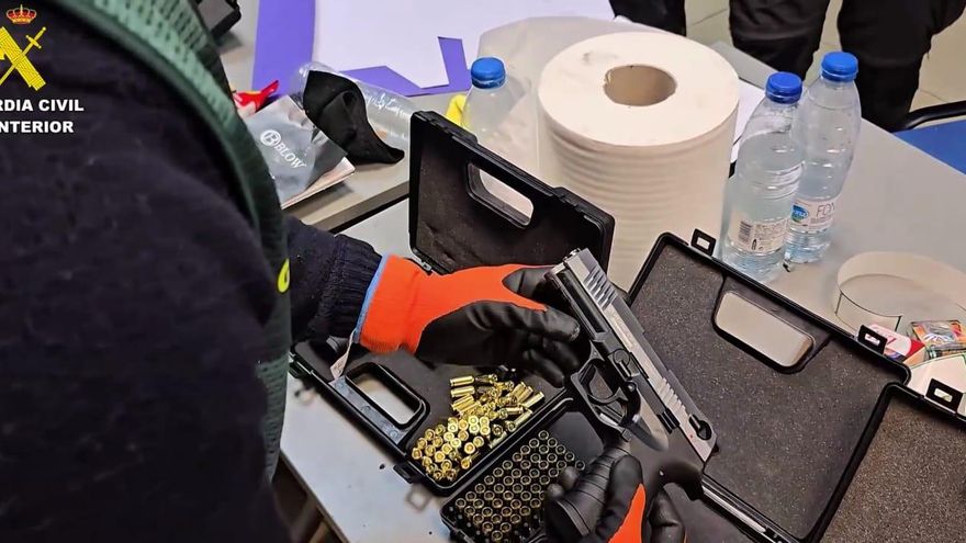 Cae una organización criminal dedicada al tráfico de armas y al envío de grandes cantidades de cocaína a Tenerife