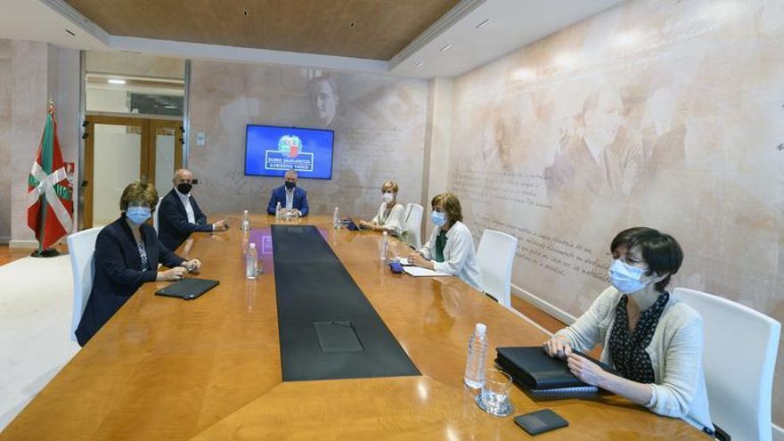 El porcentaje de positivos sigue subiendo en Euskadi, que registra seis muertes con COVID-19 en el fin de semana y 100 ingresos