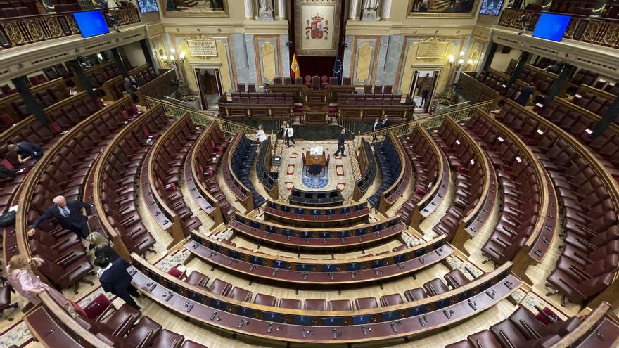Vista general del hemiciclo del Congreso de los Diputados. EFE/Sergio Pérez