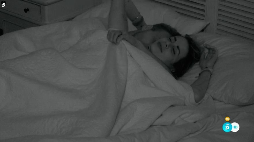 '¡Vaya vacaciones!' expulsó a los que acababan de pedirse matrimonio y vivió el primer edredoning de la pareja sorpresa