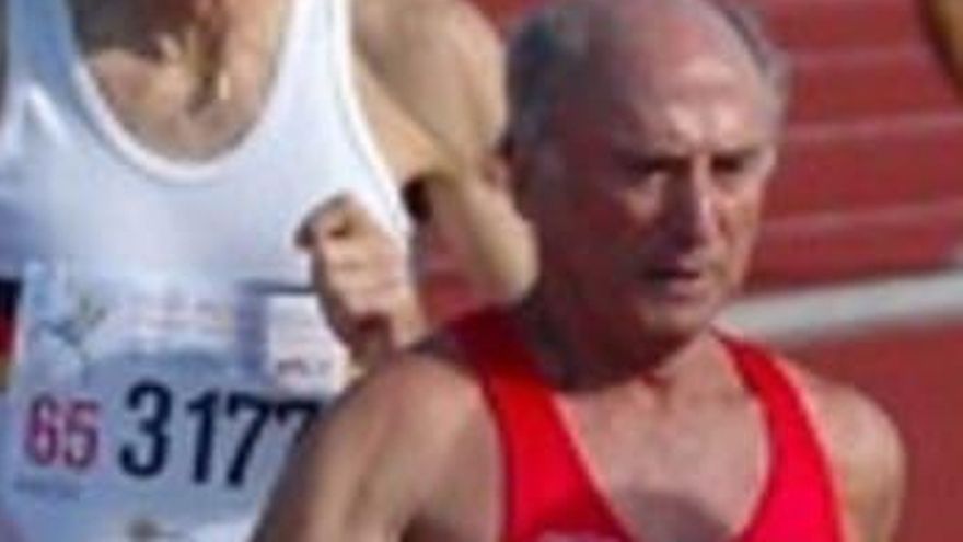 Dolor en el atletismo canario por el adiós de Miguel Ángel Díaz Méndez