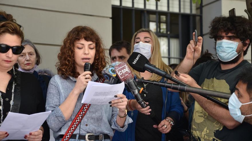 Actrices Argentinas piden "un fallo contundente" contra el actor Juan Darthés por abuso sexual