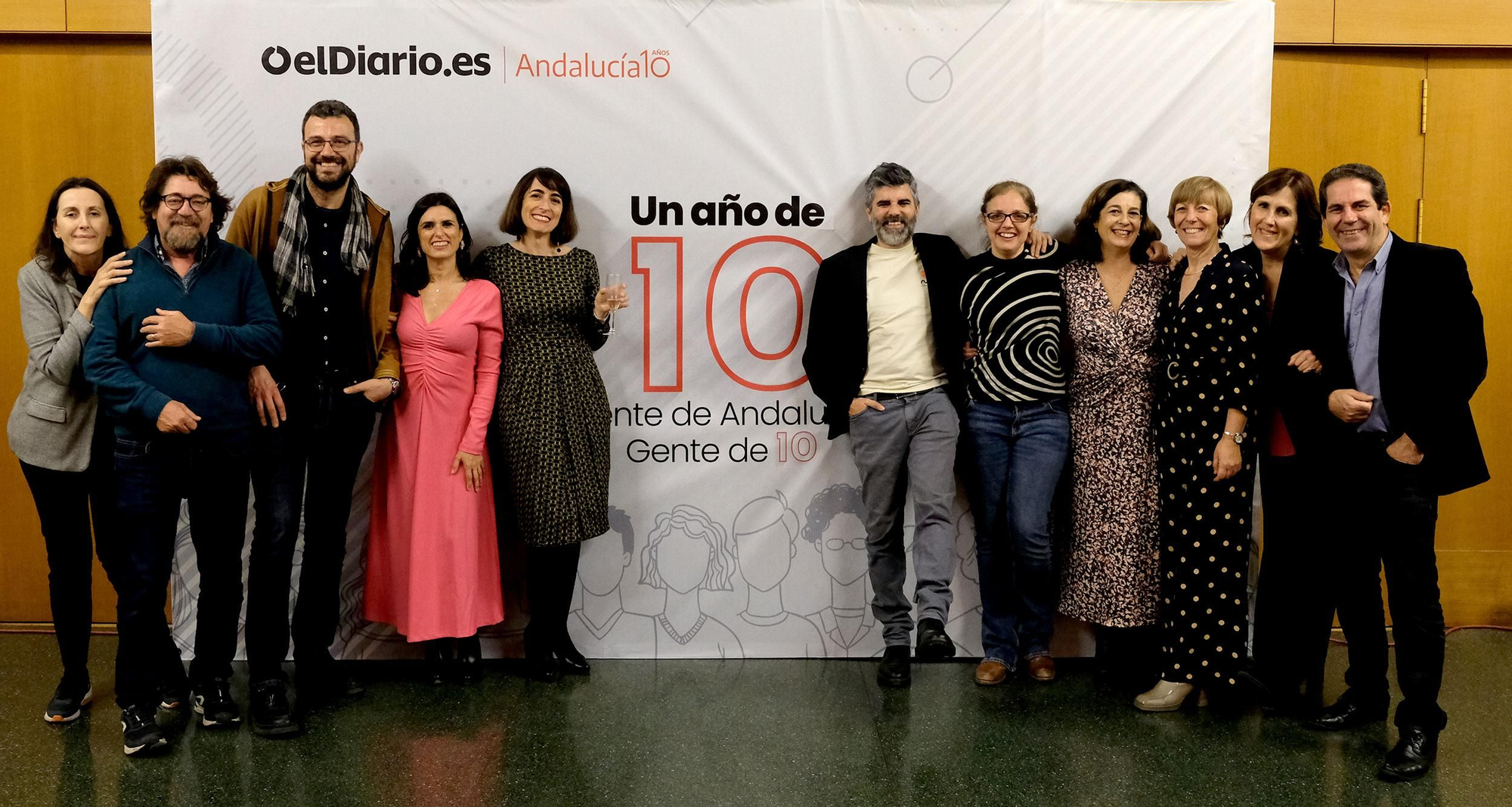 Miembros y amigos de elDiario.es Andalucía, en el photocall