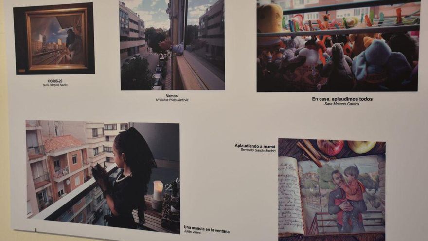 Imagen de una exposición en Albacete que recuerda los aplausos solidarios durante el confinamiento