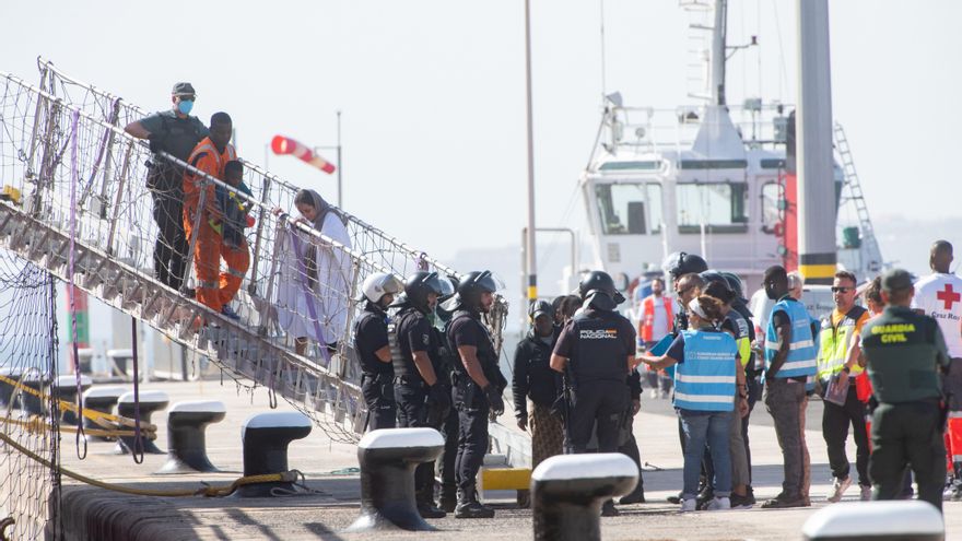 Los migrantes detenidos por piratería amenazaron con matarse antes que volver a Marruecos