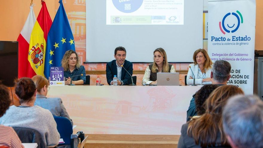 Un proyecto pionero prevé dotar de puntos violeta contra la violencia machista a todos los centros educativos de Cantabria