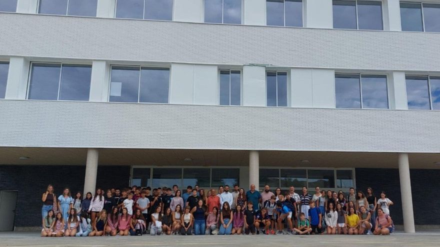 El Burgo de Ebro inaugura su edificio de Secundaria, en el que ha invertido dos millones de euros con fondos propios