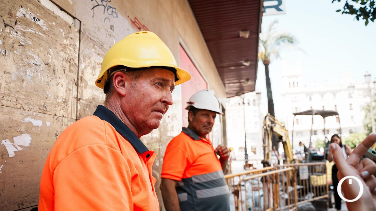 Trabajadores cuentan cómo es enfrentarse al sol y al calor extremo cada día