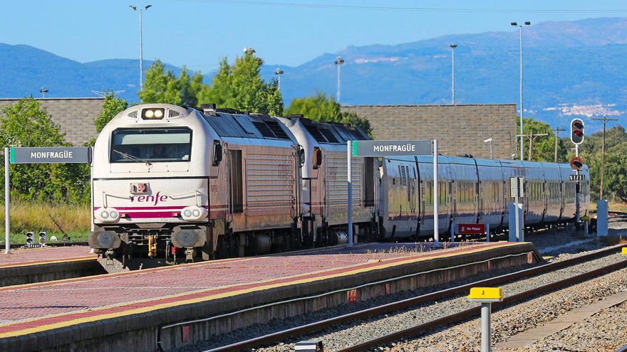 Con los nuevos servicios de tren, el Talgo Intercity tarda menos que el Alvia