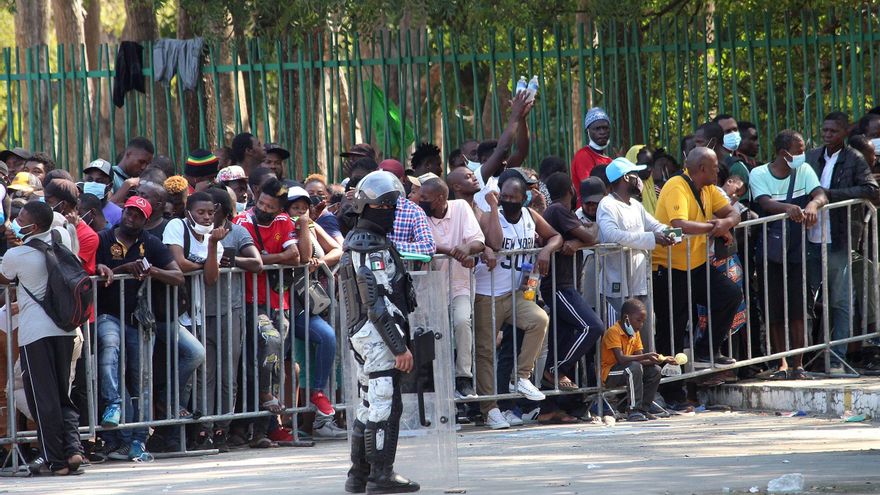 Gobierno acelera entrega de documentos a migrantes en el sur de México