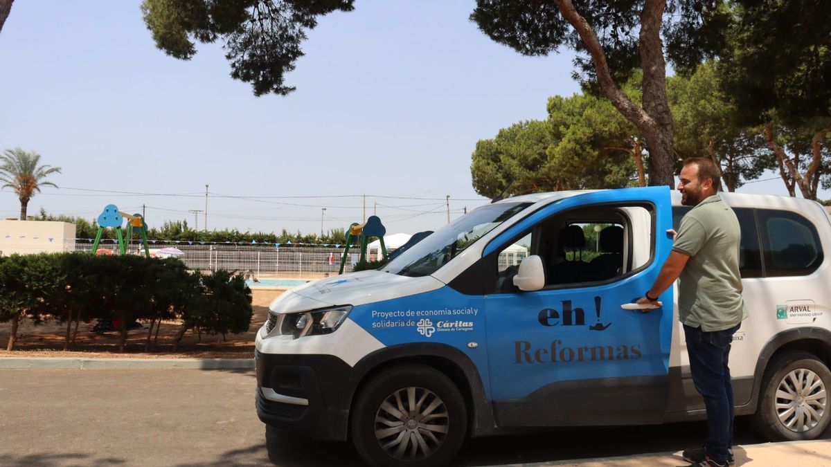 El equipo lo componen cinco oficiales y cinco trabajadores de inserción