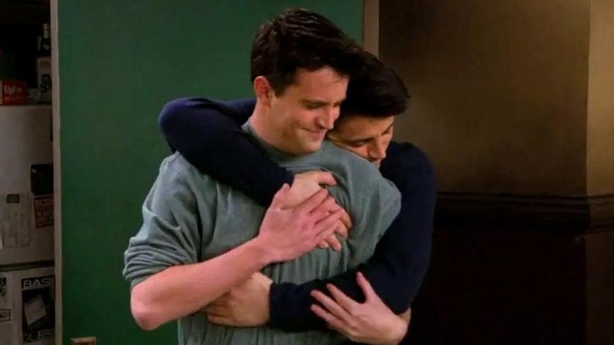 Matt LeBlanc rompe su silencio para despedir a Matthew Perry: "Extiende tus alas y vuela hermano, al fin eres libre"