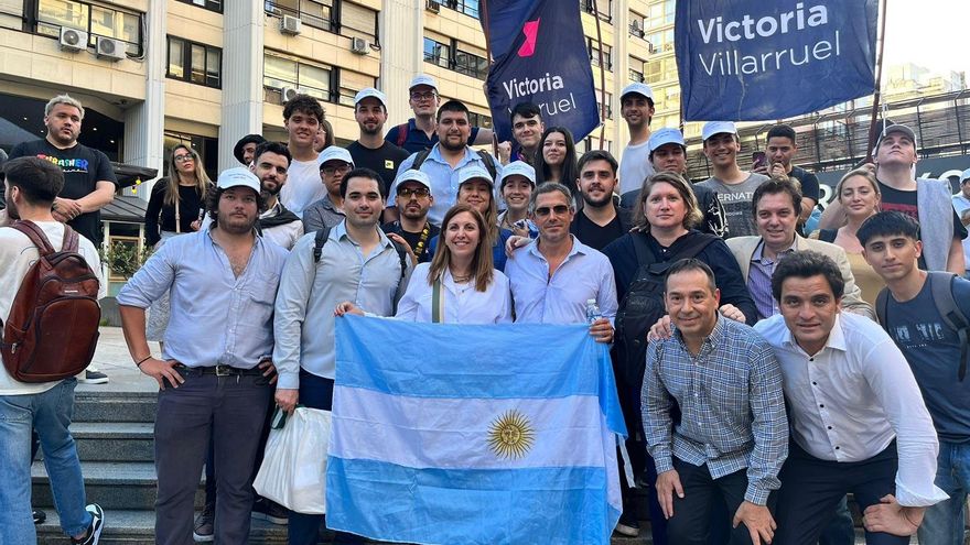 "Ella es pura clase": Villarruel movilizó militantes en Recoleta bajo sello propio y sin Milei