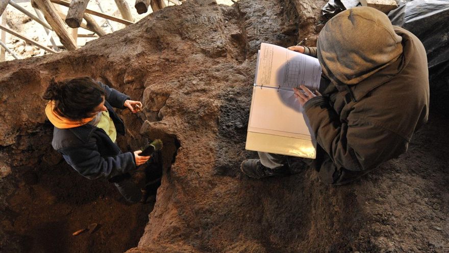 El Valle Salado inicia las excavaciones arqueológicas para estudiar la sal del Neolítico en Añana (Álava)