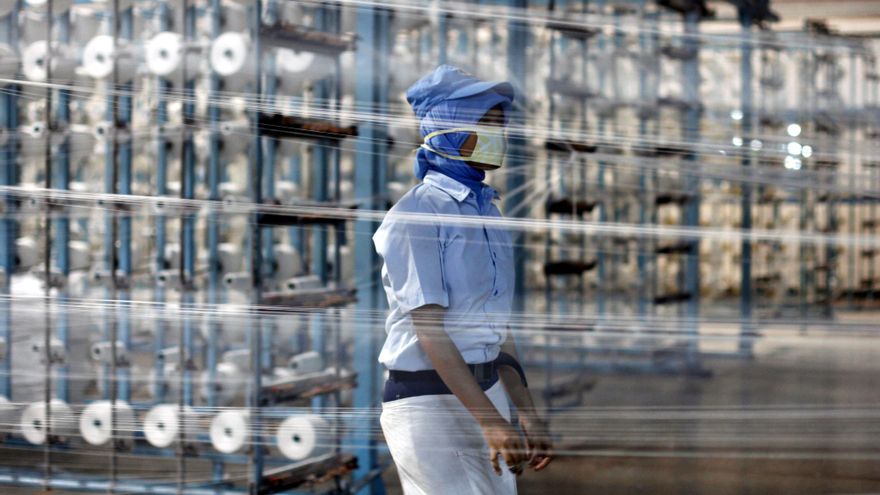 Detienen al presidente del gigante textil indonesio Sritex por un caso de corrupción