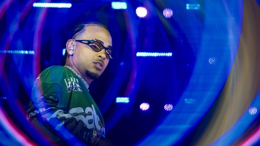 Los discos de la semana: Ozuna se alía con Beéle entre un torrente de álbumes en directo