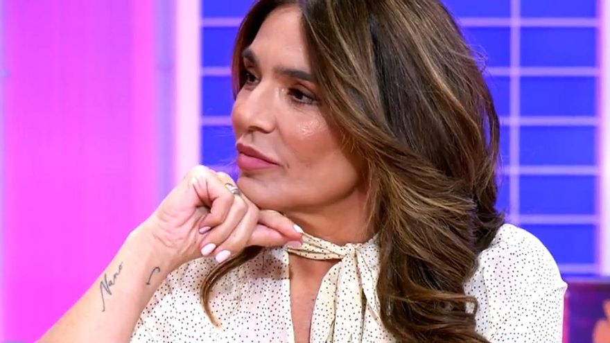 Raquel Bollo arremete contra 'La familia de la tele' desde 'Tardear': "Con demandas y todo van a la TV pública"