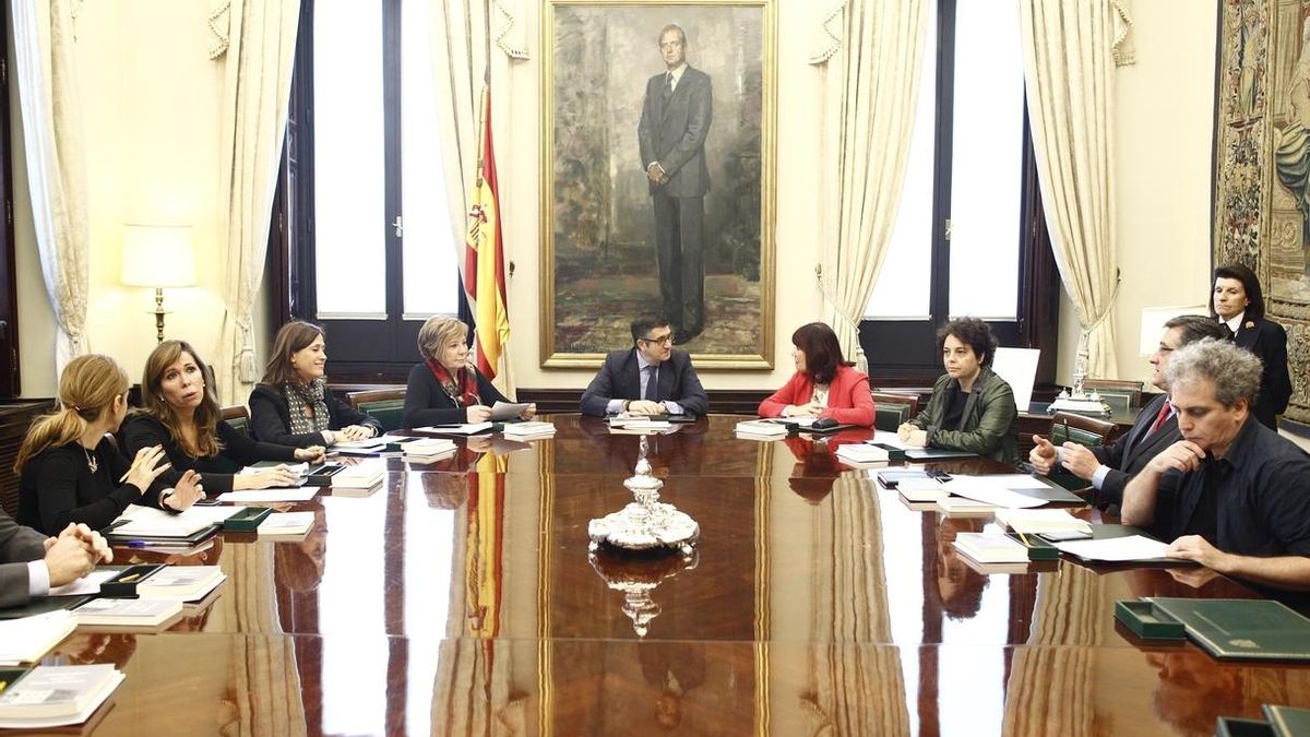 PP y Podemos piden al presidente del Congreso que la investidura de Pedro Sánchez se vote en quince días