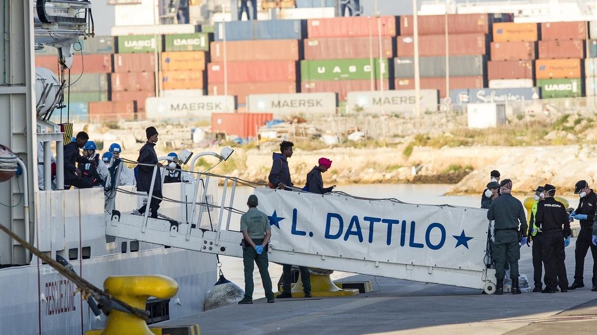 Puig propone celebrar en Valencia una cumbre sobre migración con ciudades y regiones "de ambas orillas del Mediterráneo"