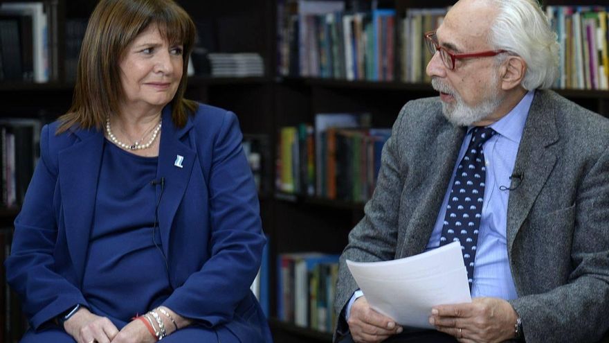 Bullrich presentó al ensayista Santiago Kovadloff como parte de su equipo de asesores