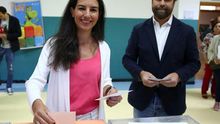 Iván Espinosa de los Monteros y Rocío Monasterio evitan in extremis la clausura de su chalé y tendrán un año para legalizar el nuevo proyecto