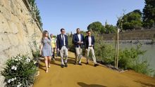 Abre el paseo peatonal en la mota derecha del río