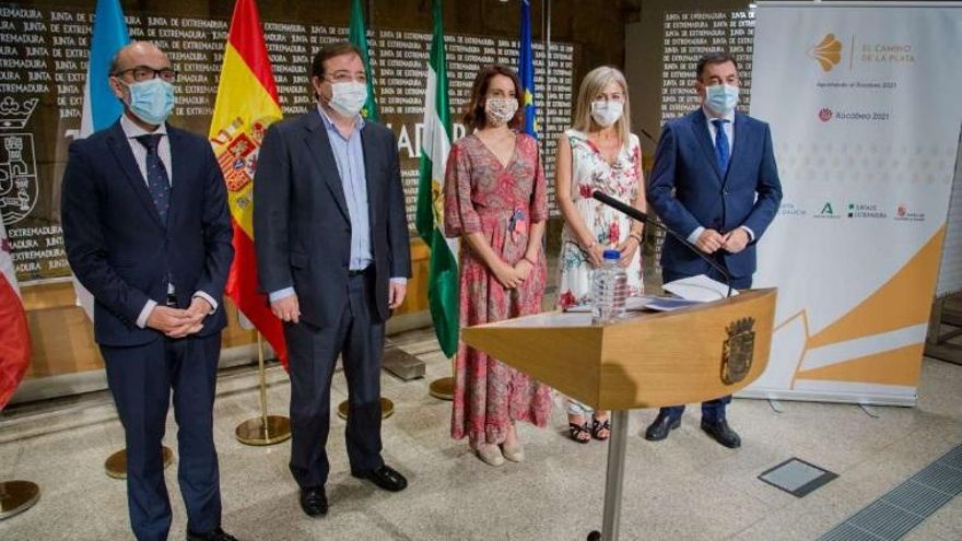 Los consejeros de Cultura de Extremadura, Galicia, Castilla y León y Andalucía han presentado este martes en Mérida el proyecto ‘El Camino de la Plata’, promovido por estas cuatro regiones