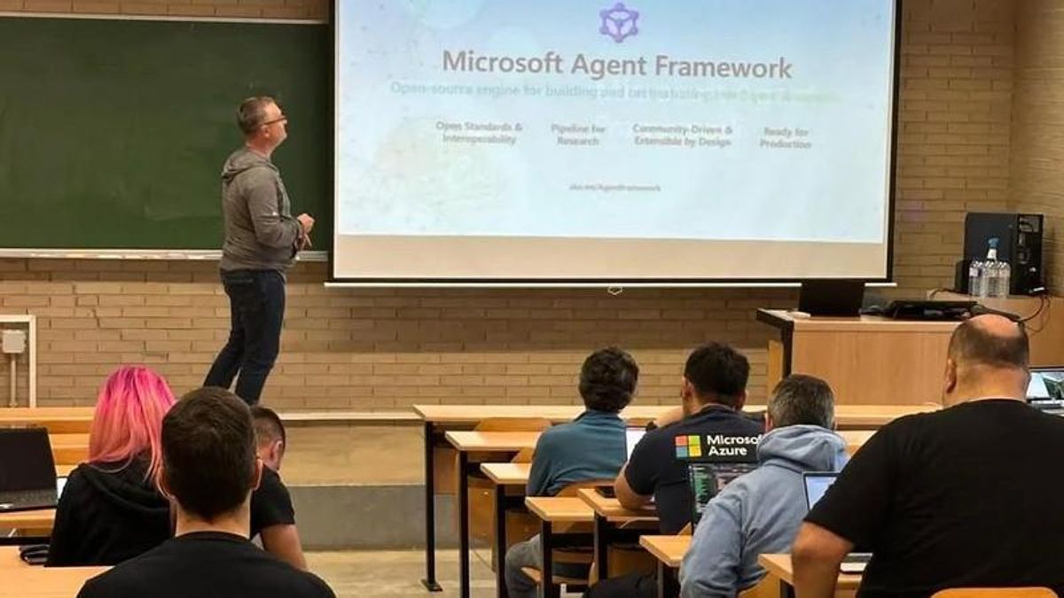 El Campus de Ponferrada estrena PonfesT, un encuentro tecnológico pionero en España