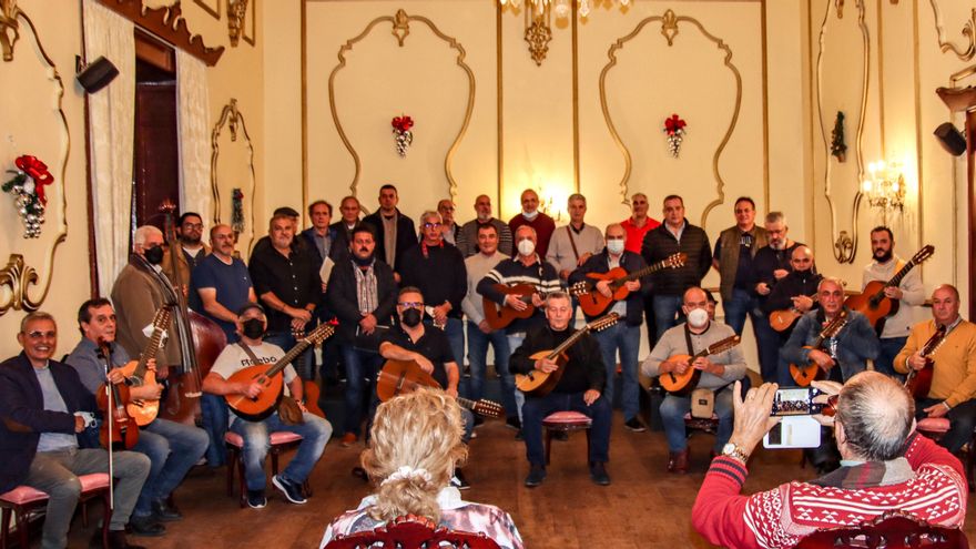 La Rondalla 'Amigos de Lo Divino' en la actualidad.