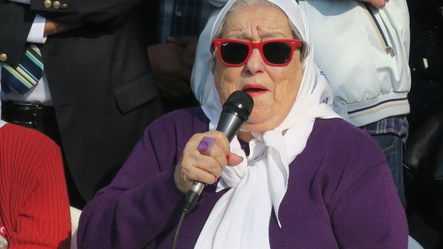 En la imagen, la titular de Madres de Plaza de Mayo de Argentina, Hebe de Bonafini.