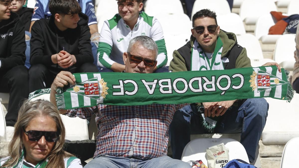 Grada Blanquiverde del Córdoba CF - CD Leganés