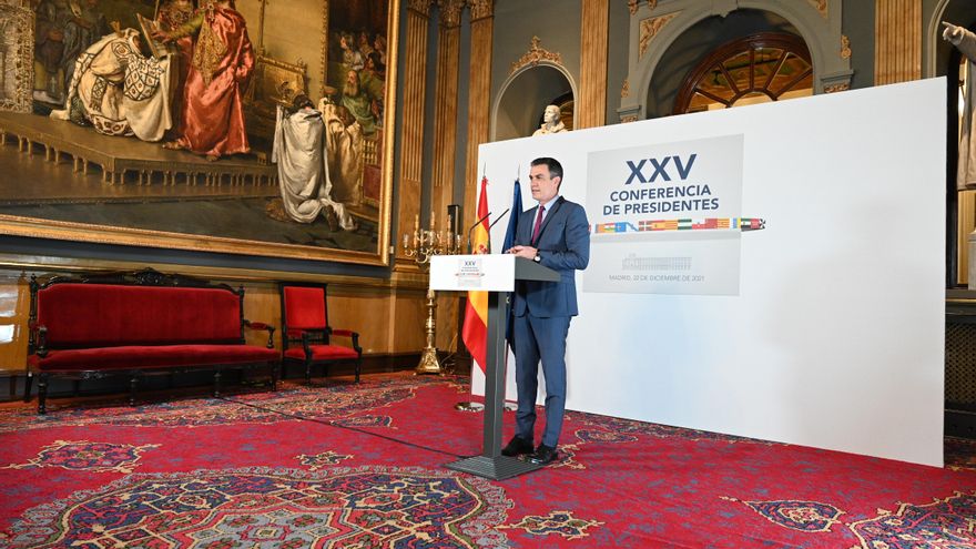 El Gobierno rechaza restricciones más duras pese a la explosión de contagios y se encomienda a las vacunas