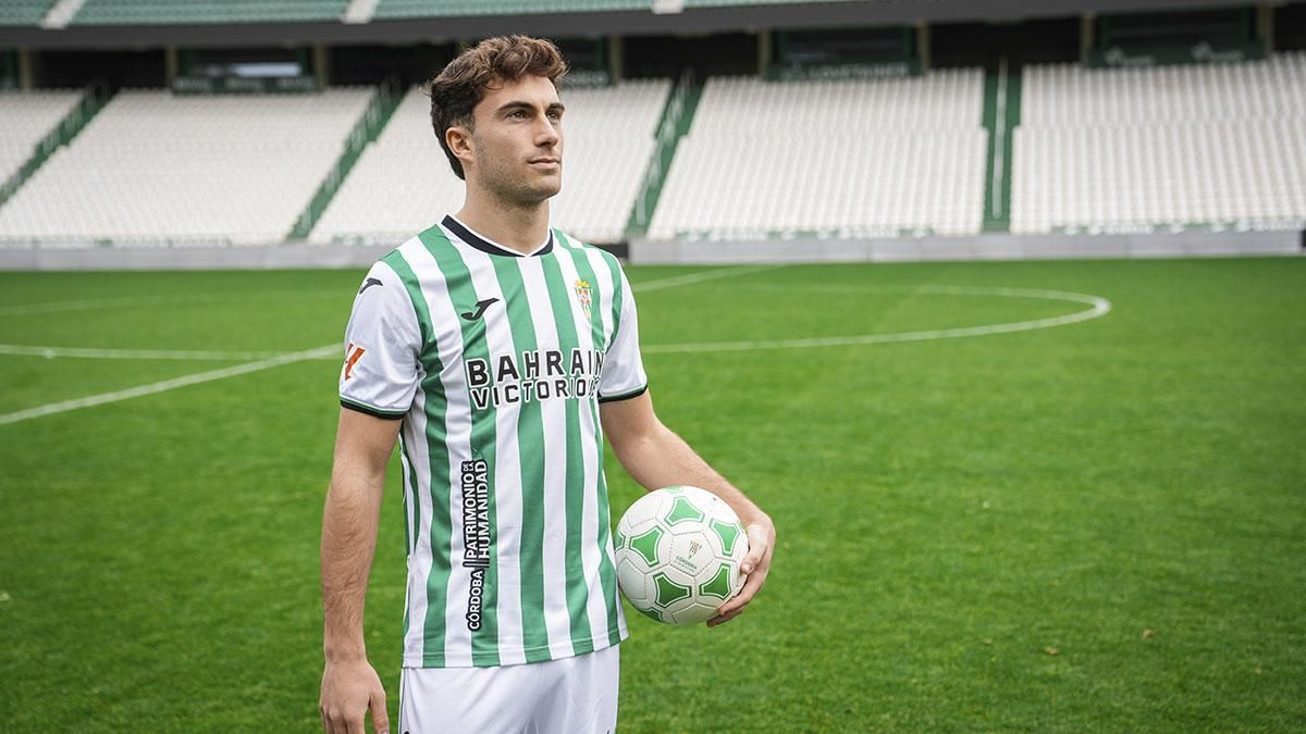 Presentación de Goti como nuevo jugador del Córdoba CF